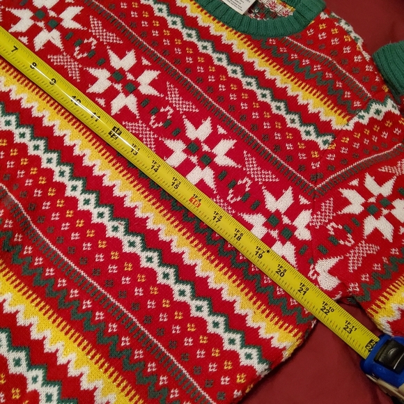 Holiday sweater EUC, Sz L, comfy cotton, roomy chest 44", L 26" - Picture 2 of 9